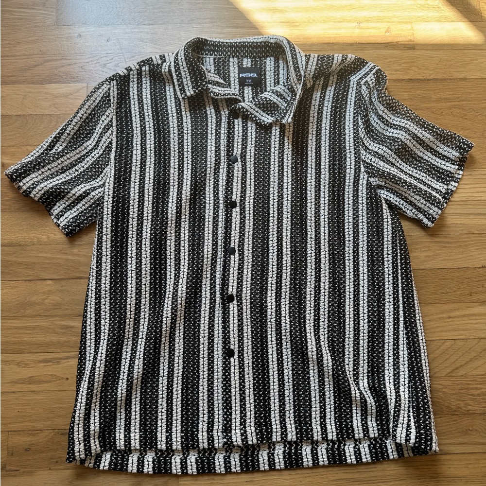 RSQ Black and White Patterned Button Down Shirt